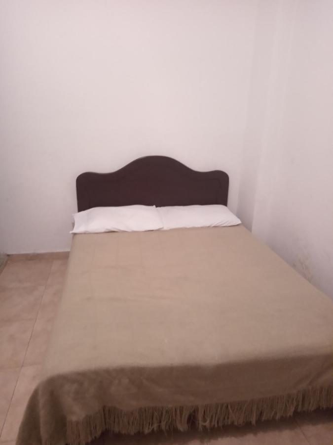 Hotel Del Parque Velez Bagian luar foto